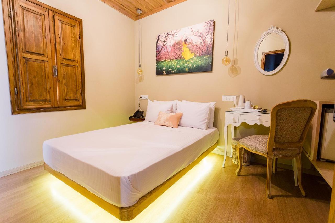Blossom Rooms & Suite Veria  Exterior foto